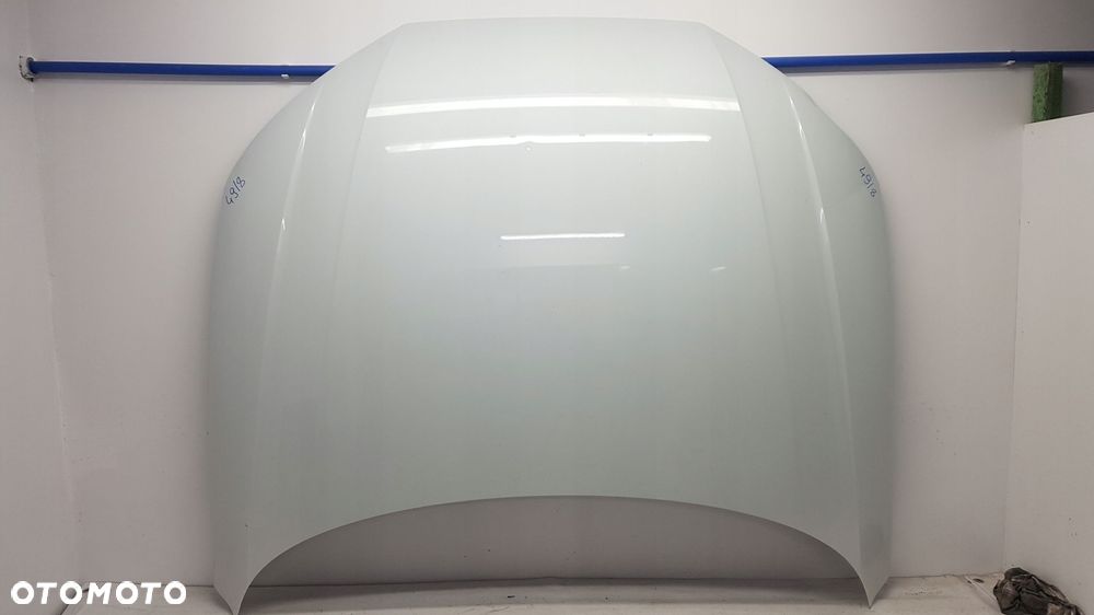 audi a4 b9 8w maska - 1