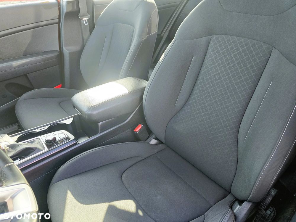 Kia Sportage 1.6 T-GDI MHEV M 2WD DCT - 37