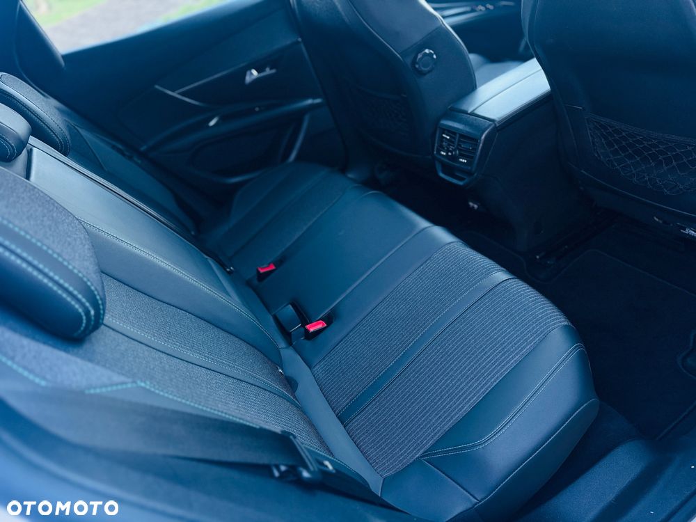 Peugeot 3008 BlueHDi 130 Stop & Start EAT8 Allure - 13