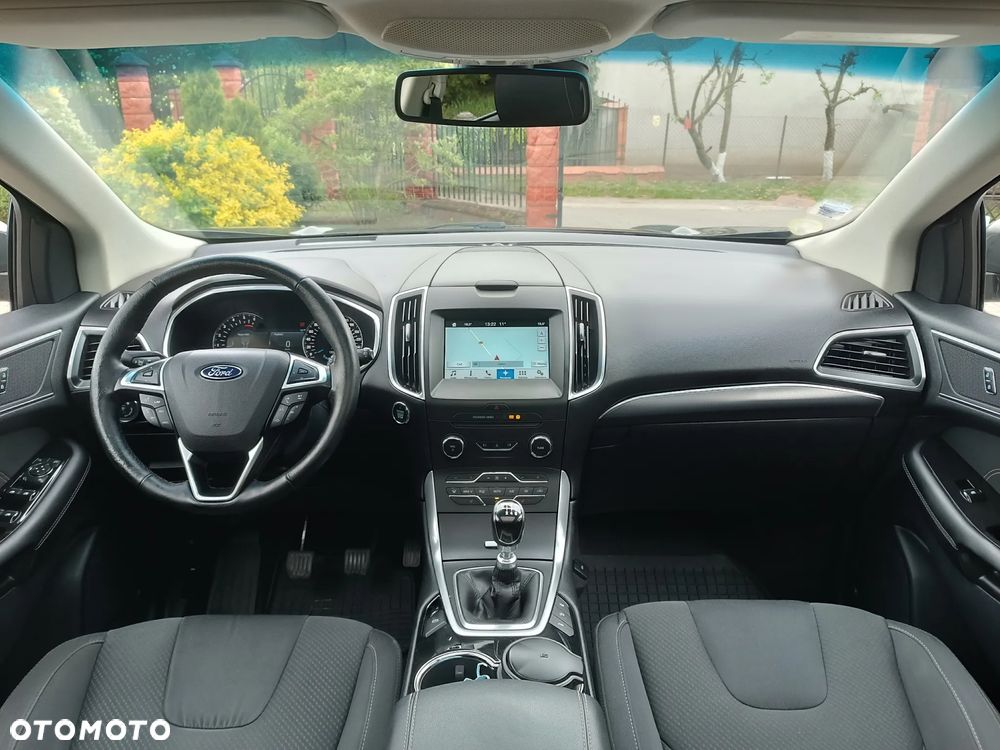 Ford Edge - 7