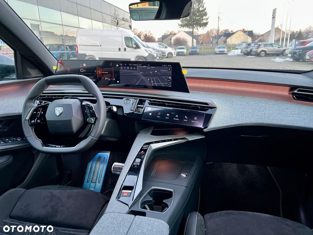 Peugeot 3008 1.2 PureTech mHEV GT E-DCS6 - 8