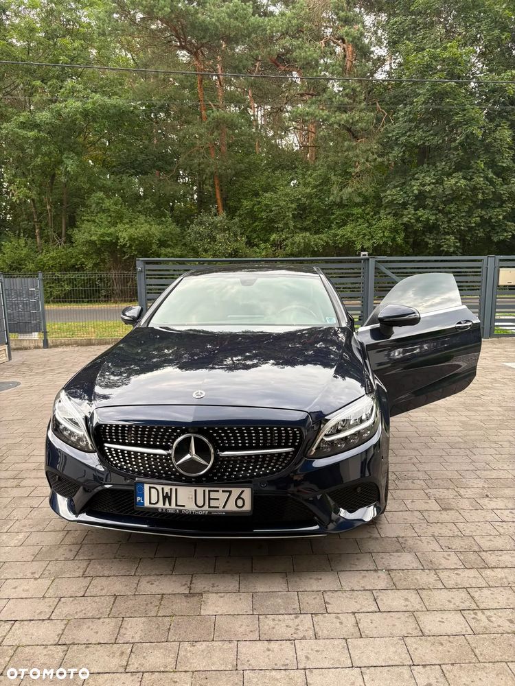 Mercedes-Benz Klasa C 300 4MATIC 9G-TRONIC - 1