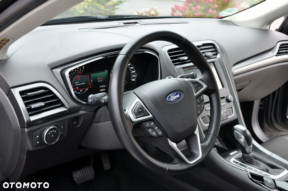 Ford Mondeo - 23