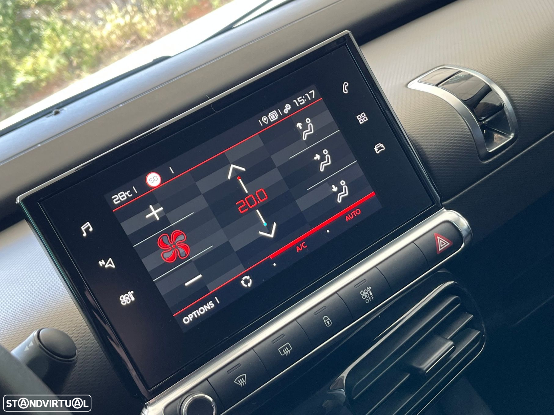 Citroën C4 Cactus 1.2 PureTech Feel Business - 17
