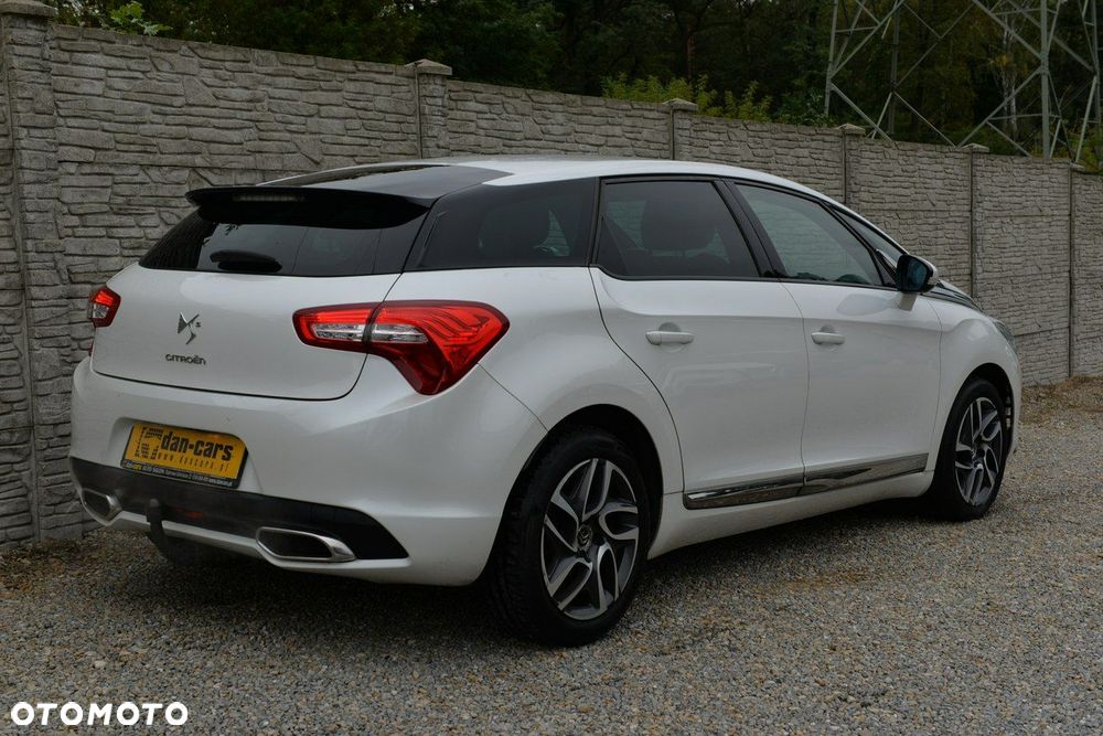 Citroën DS5 HDi 165 Chic - 5
