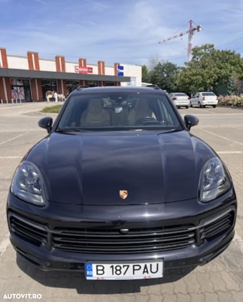 Porsche Cayenne S - 2