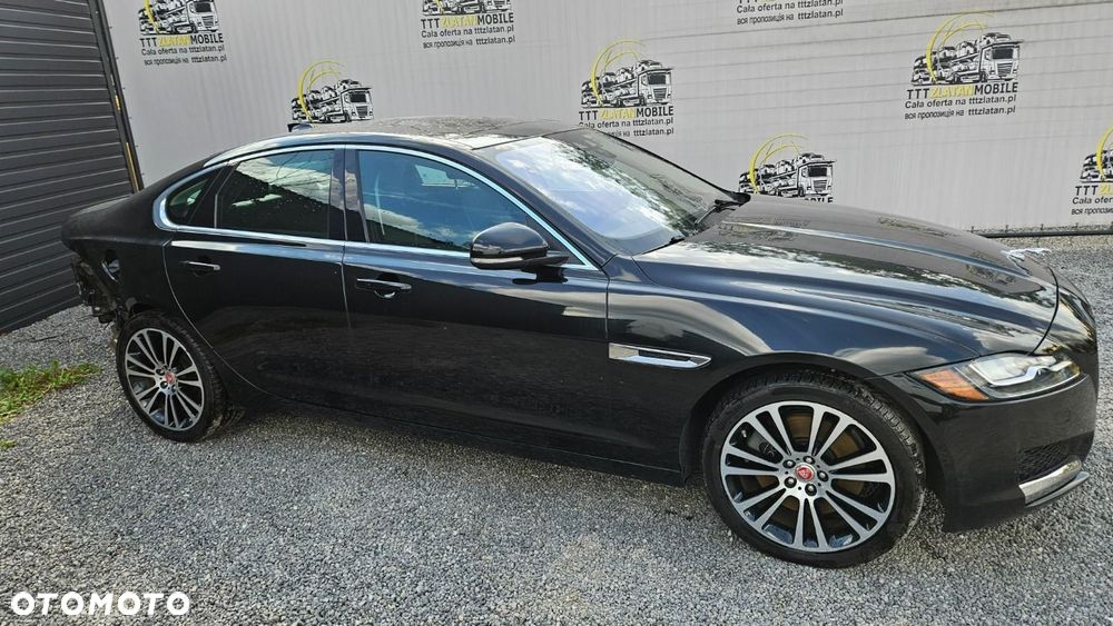Jaguar XF - 15