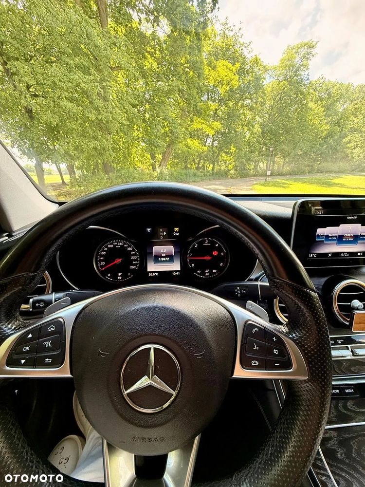Mercedes-Benz GLC - 12