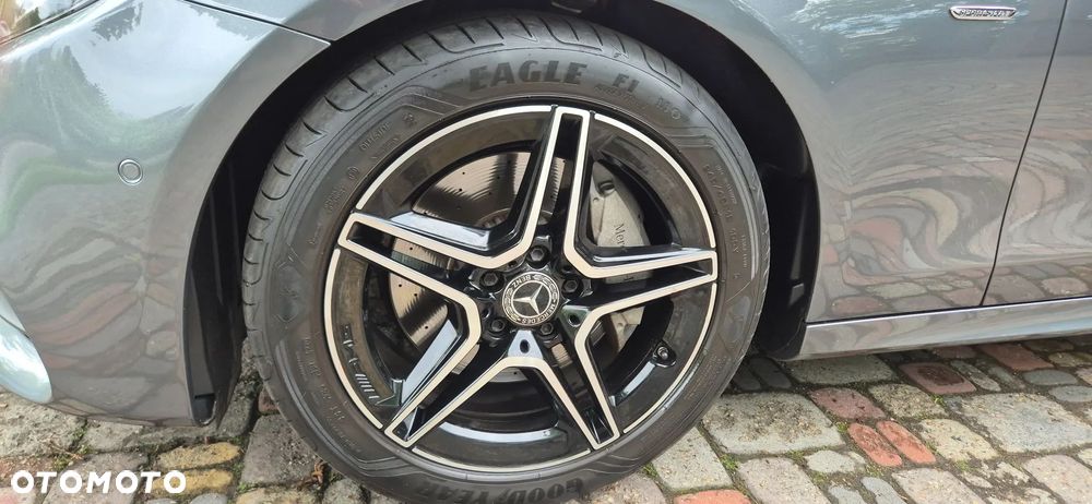 Mercedes-Benz Klasa E 220 d AMG - 28