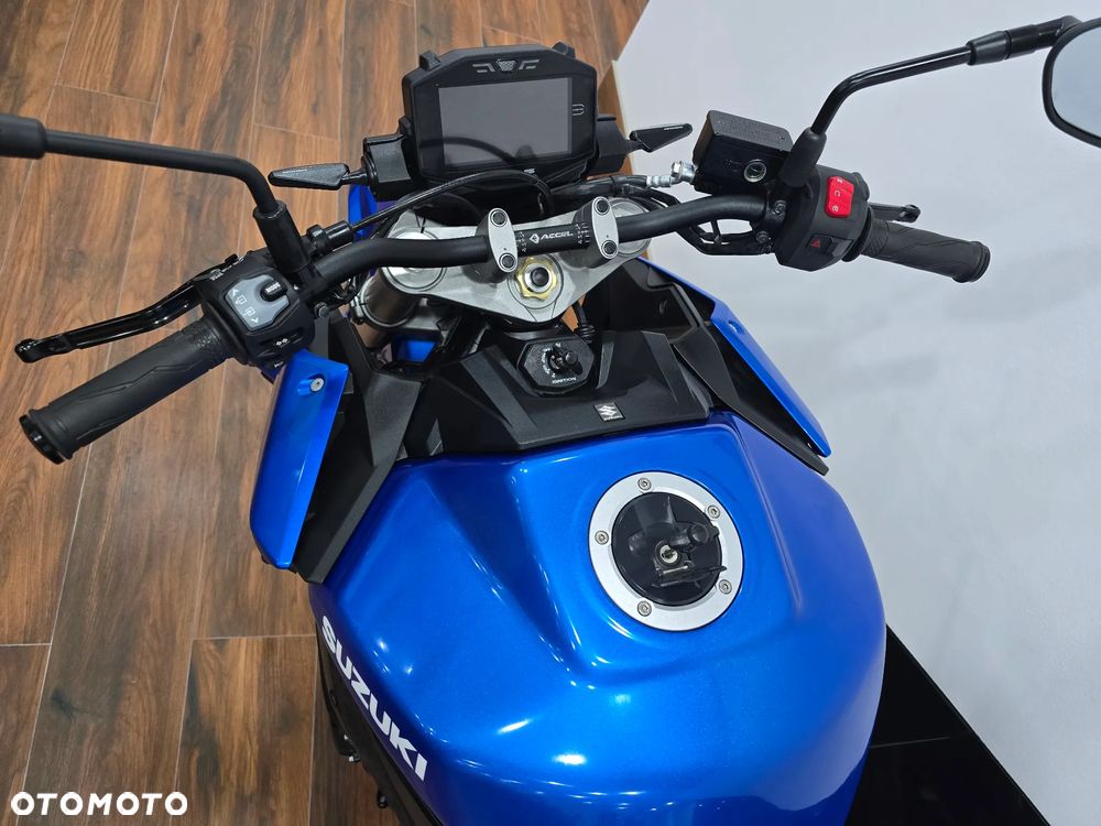 Suzuki GSX - 9