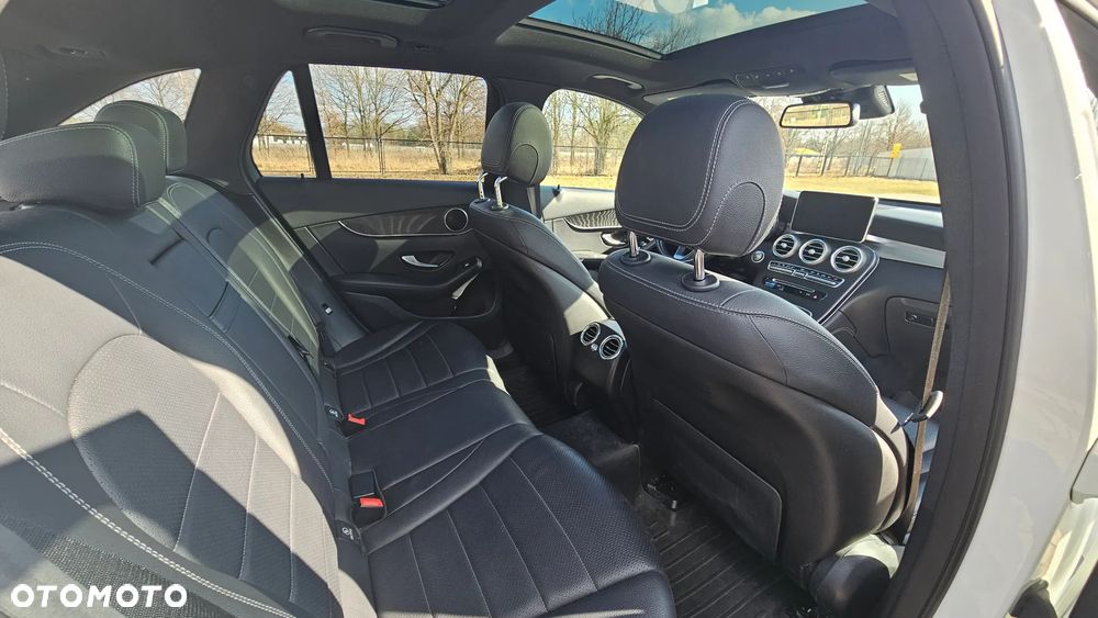 Mercedes-Benz GLC - 7