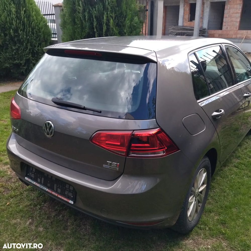 Volkswagen Golf 1.4 TSI BMT Comfortline - 8