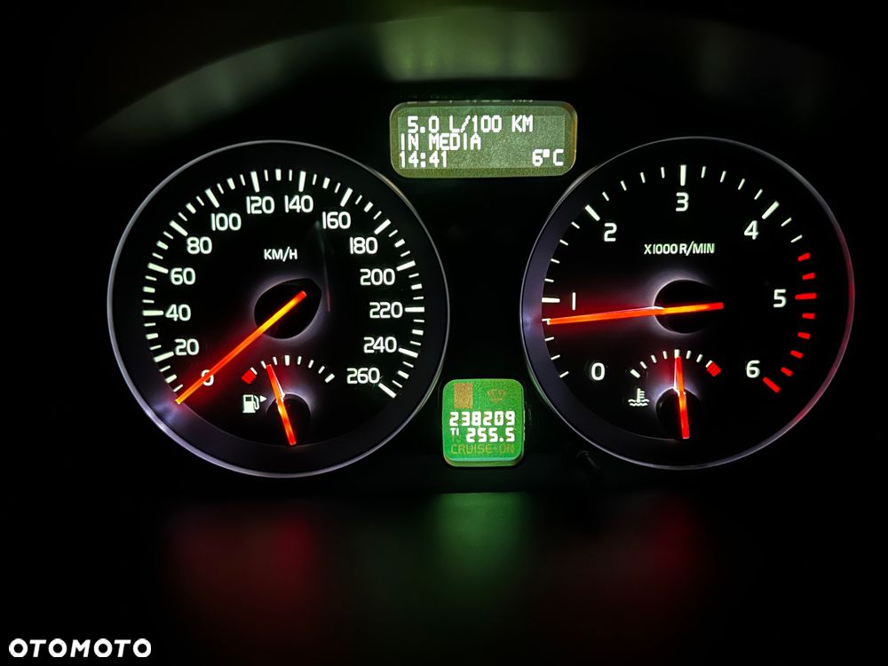 Volvo V50 1.6D Momentum - 16