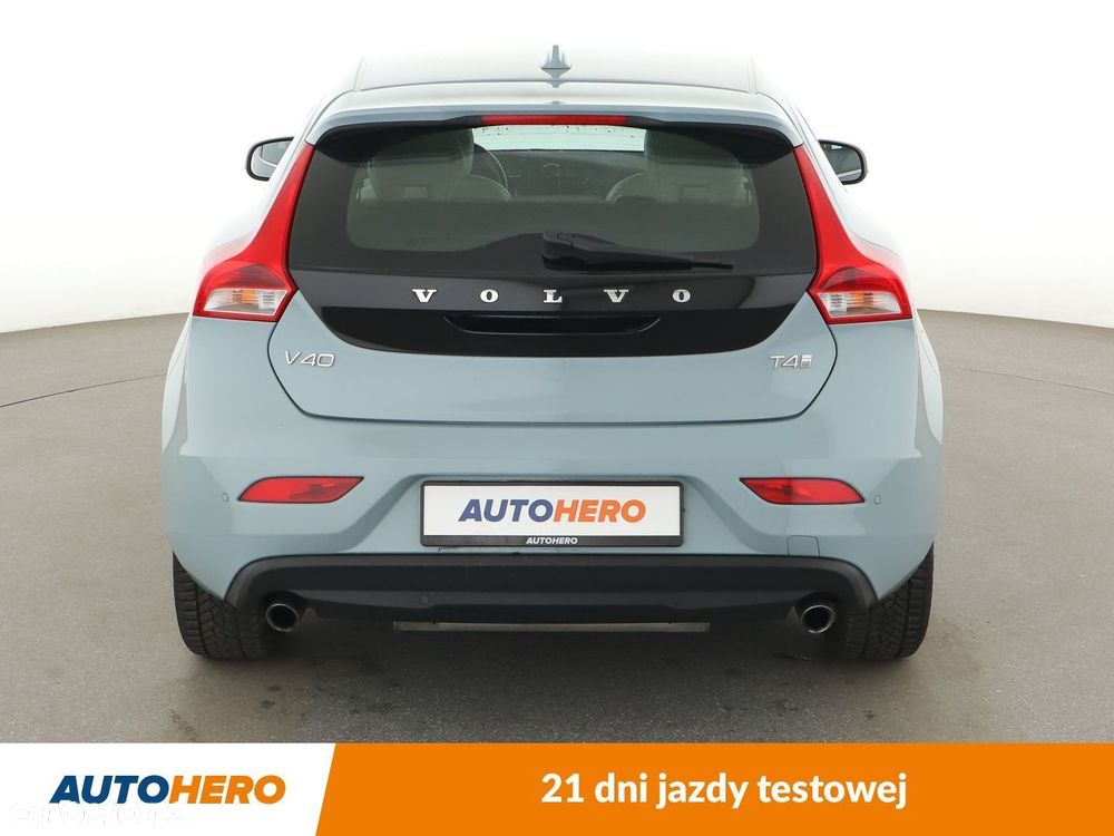 Volvo V40 - 5