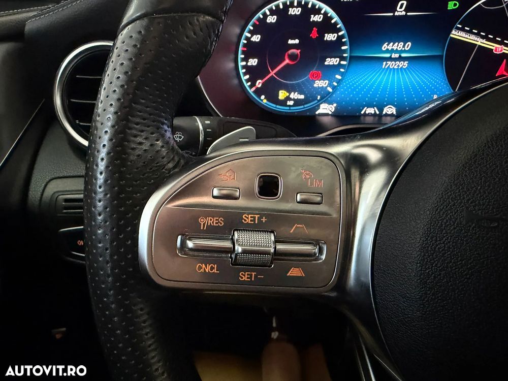 Mercedes-Benz GLC Coupe 220 d 4Matic 9G-TRONIC AMG Line - 22