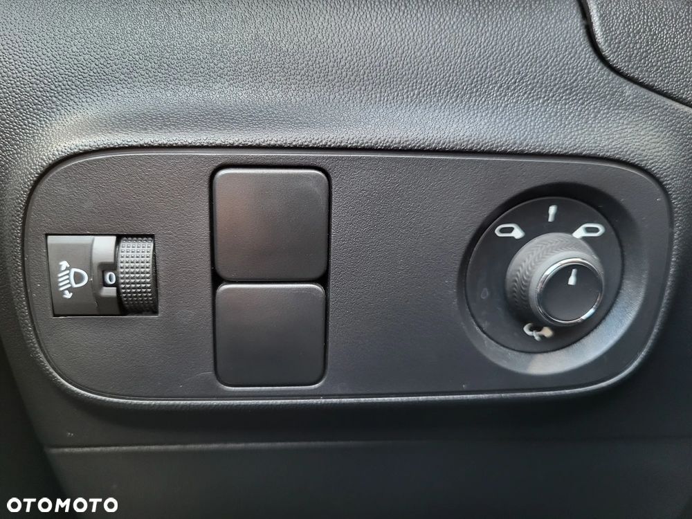 Citroën C3 1.2 PureTech Shine - 18