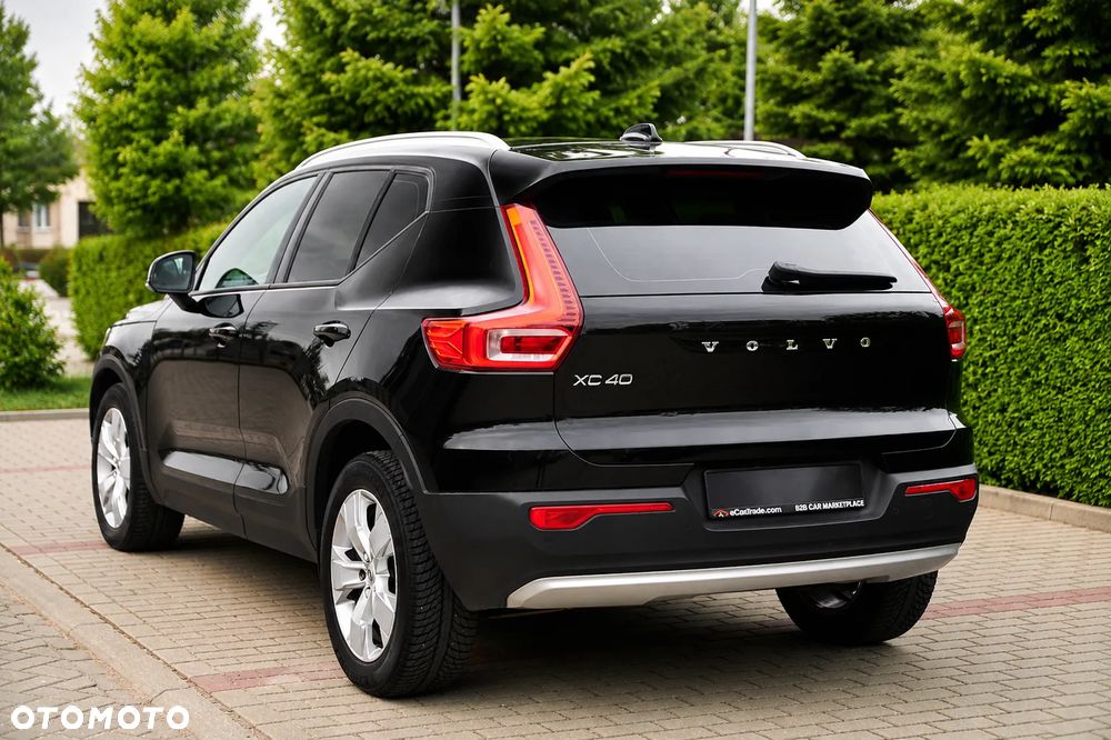 Volvo XC 40 T3 Momentum Pro - 13