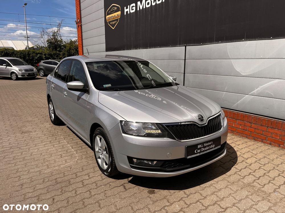 Skoda RAPID 1.0 TSI Drive DSG - 18