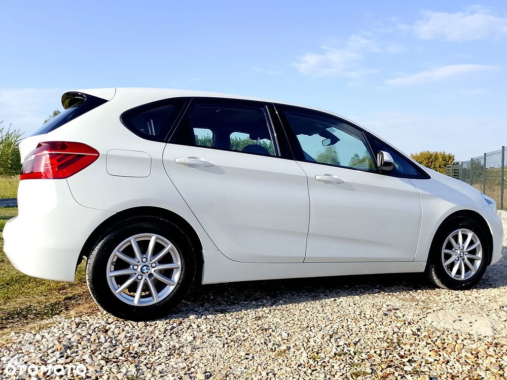 BMW Seria 2 218d Sport Line - 13