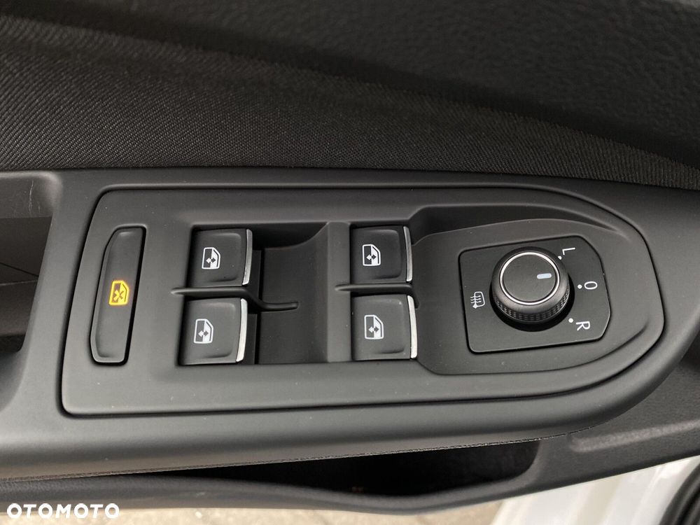 Volkswagen Golf VIII 1.0 TSI Life - 10