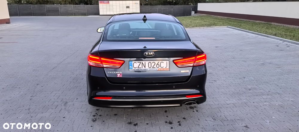 Kia Optima 1.7 CRDI XL DCT - 5