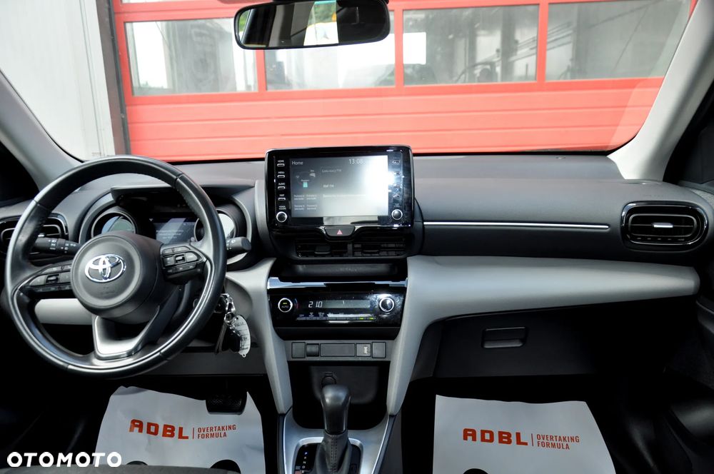 Toyota Yaris Cross Hybrid 1.5 Comfort - 29