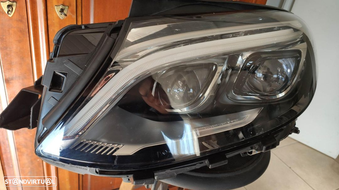 farol esquerdo Mercedes w166 ML GLE Full Led ILS - 2