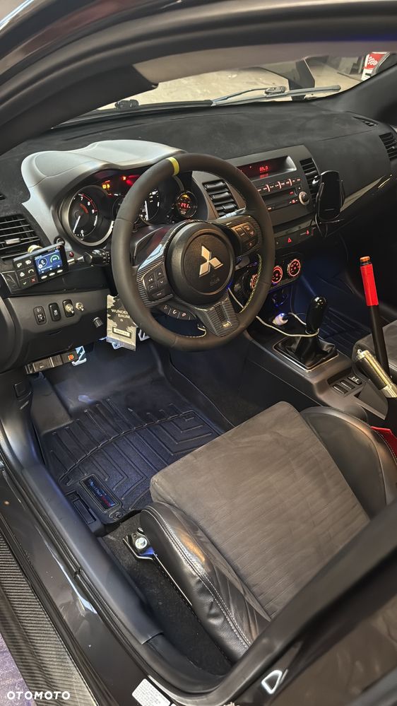 Mitsubishi Lancer Evolution - 14