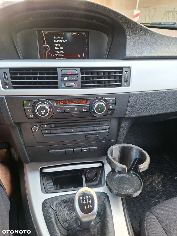 BMW Seria 3 - 35