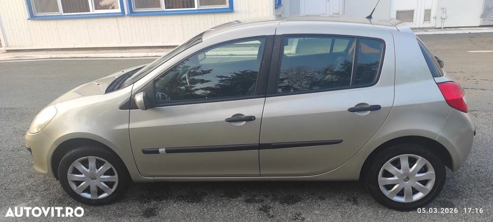 Renault Clio III 1.2 Dynamique - 2