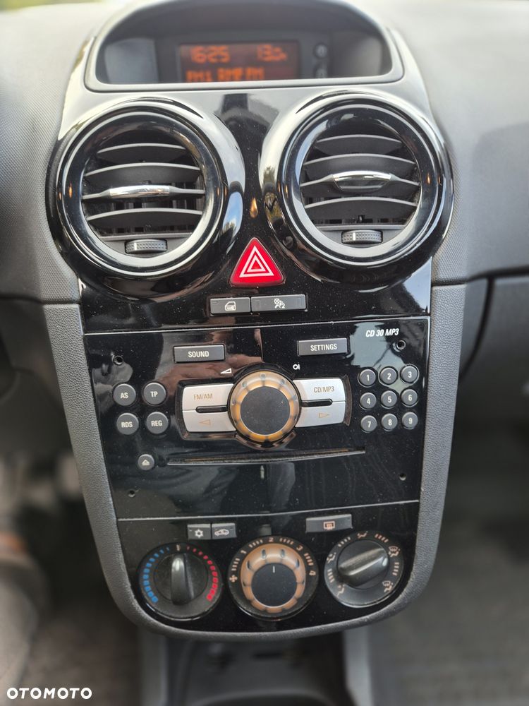 Opel Corsa - 7
