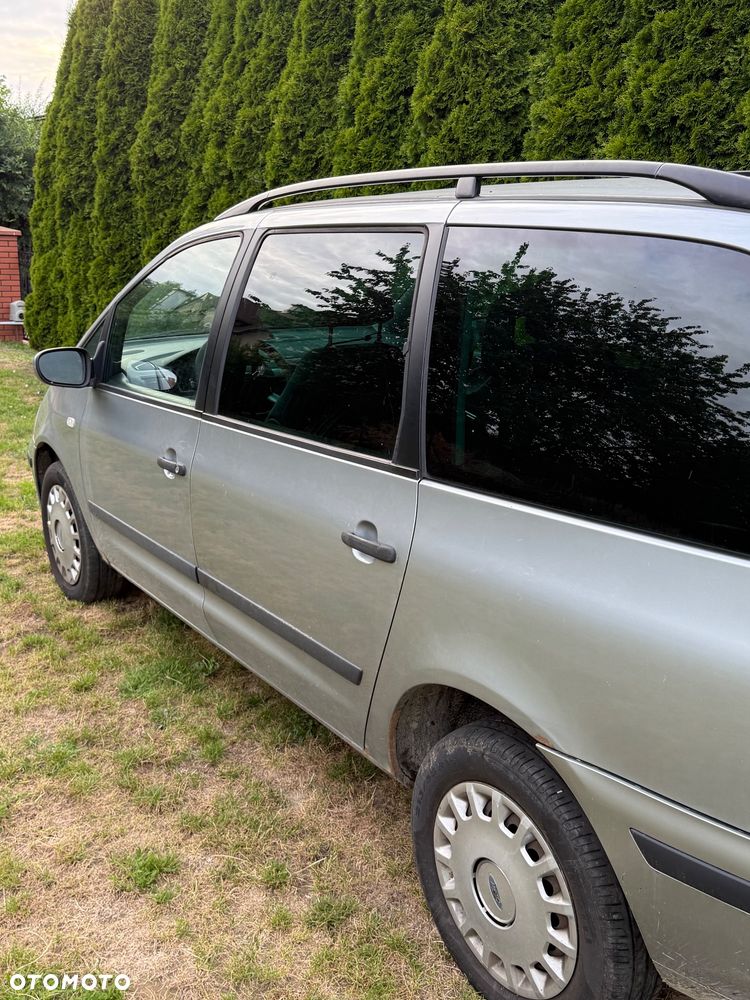 Ford Galaxy 2.3 16V Ambiente - 6