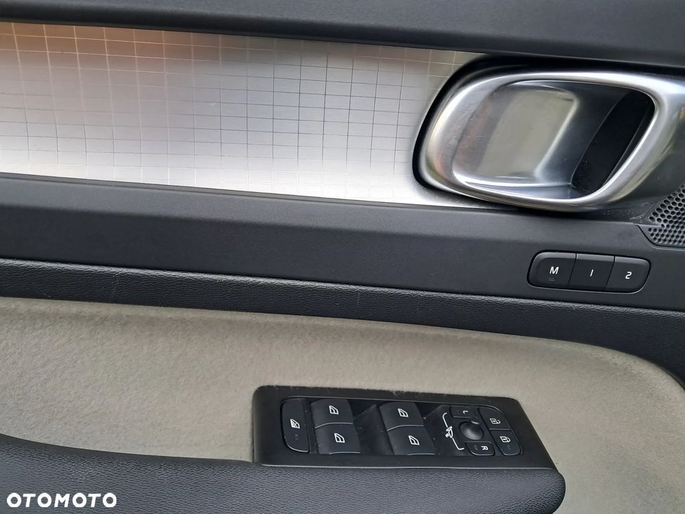 Volvo XC 40 - 14