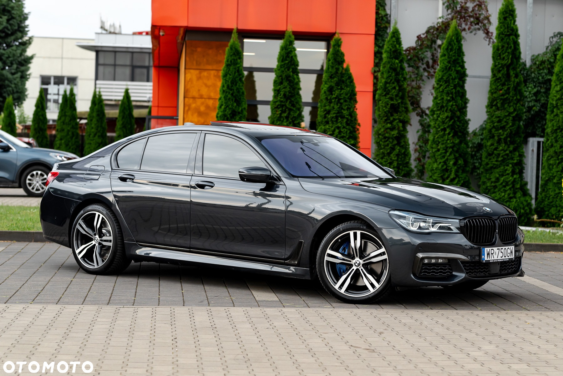 BMW Seria 7 750i xDrive - 5