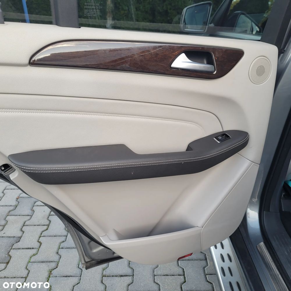 Mercedes-Benz ML 350 BlueTEC 4MATIC 7G-TRONIC - 15