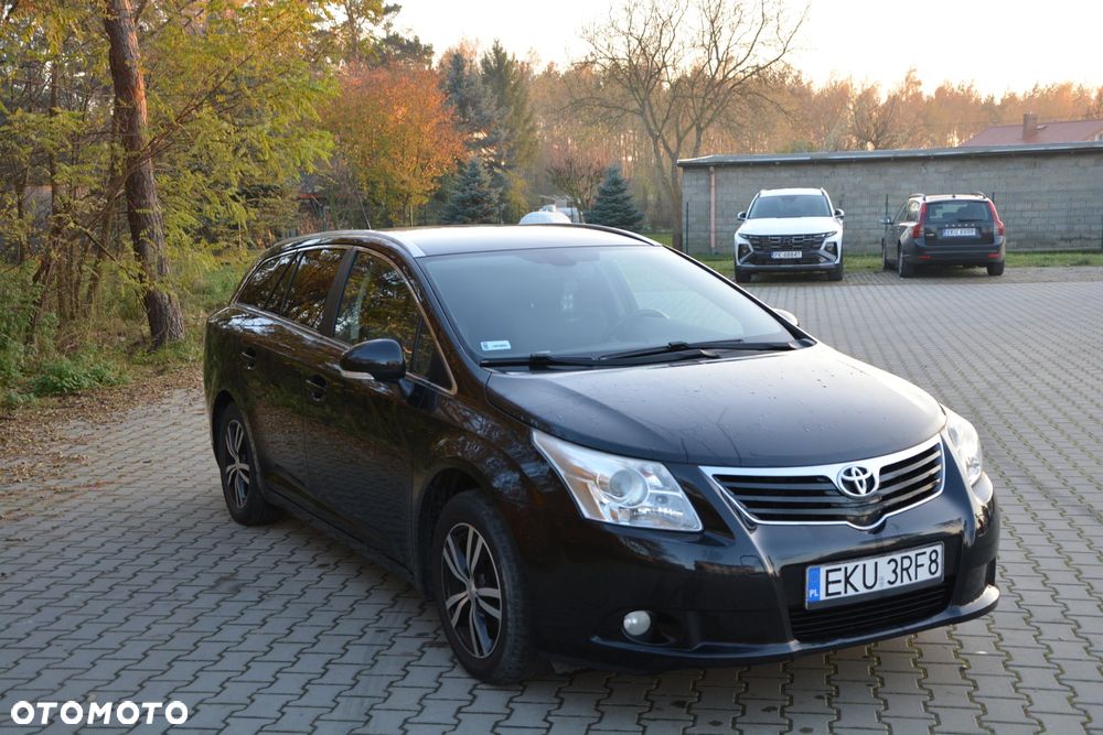 Toyota Avensis 1.8 Sol plus NAVI - 8