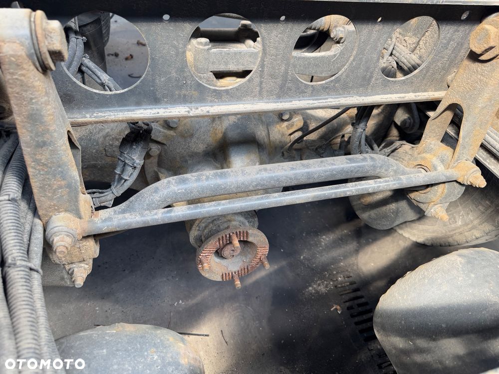Kompletny most tylny, piasty, zaciski Mercedes Atego Euro 6 - 2