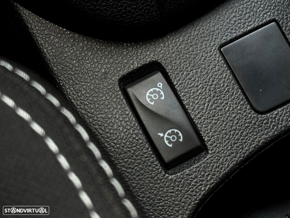 Renault Clio 1.5 dCi Zen - 11