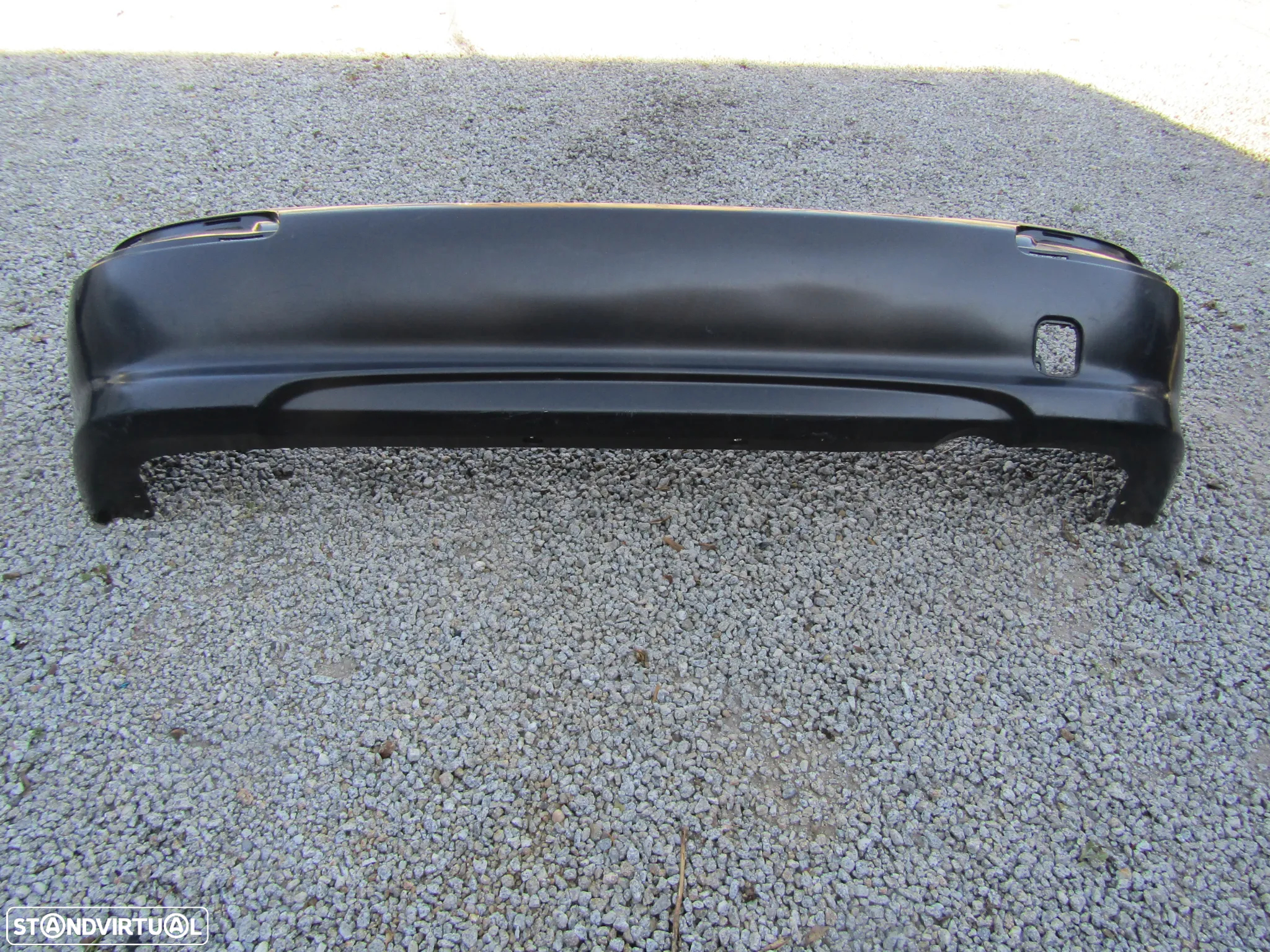 Para-choques tras Nissan Almera N16 ano 2000/2006 original (ver descrição e detalhes) - 4