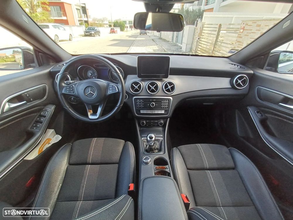 Mercedes-Benz CLA 180 d Peak Edition - 21