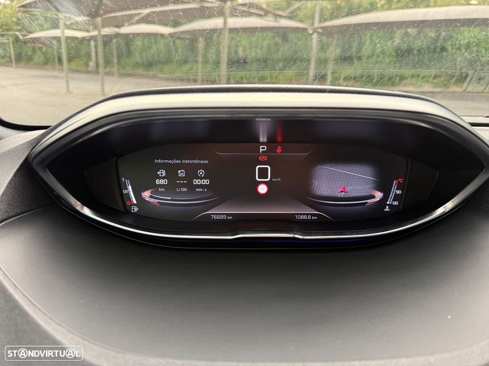 Peugeot 5008 1.5 BlueHDi GT Line J19 EAT8 - 19