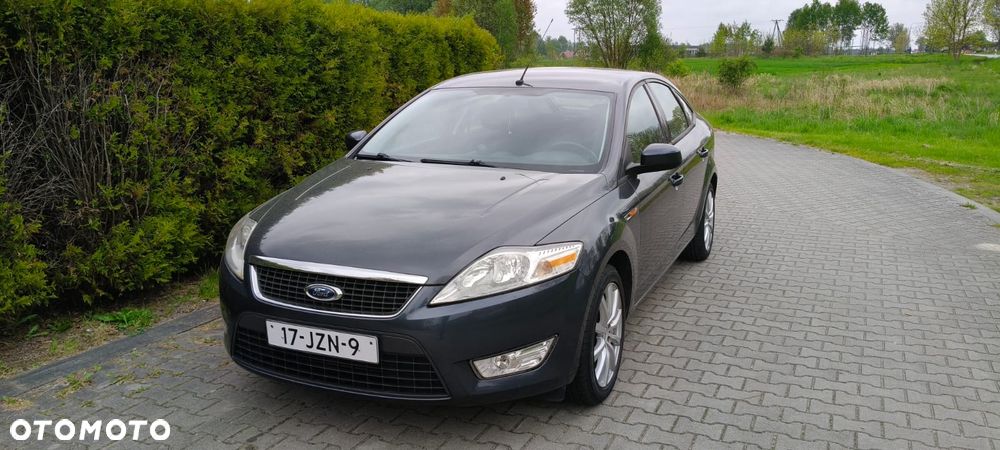 Ford Mondeo 2.0 Ambiente - 8