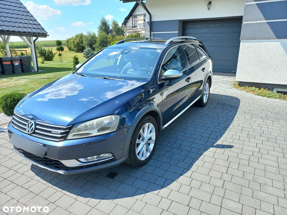 Volkswagen Passat Alltrack - 1