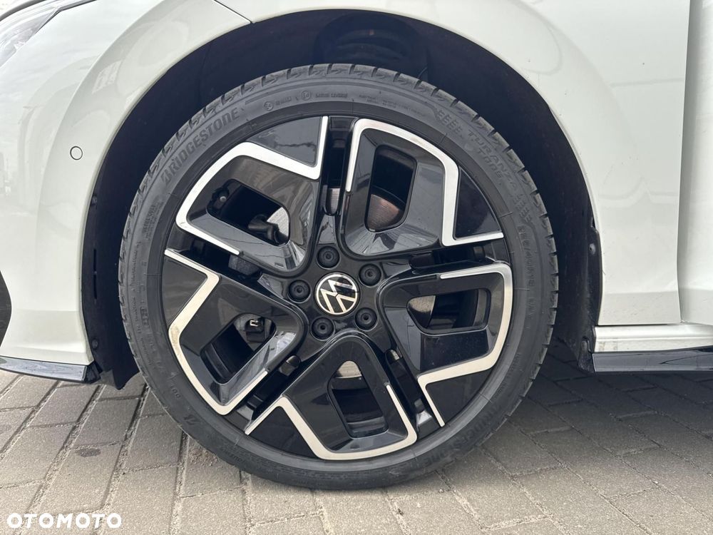 Volkswagen Golf - 18