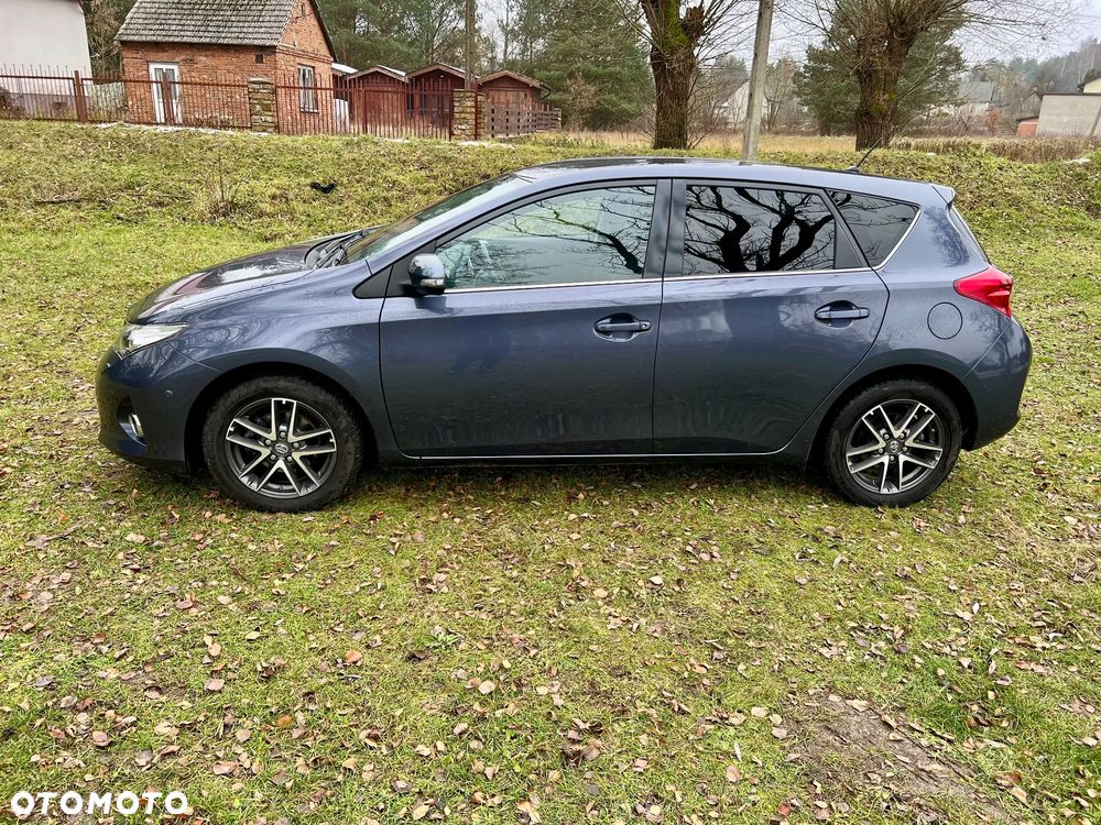 Toyota Auris 1.6 Valvematic Multidrive S Executive - 4