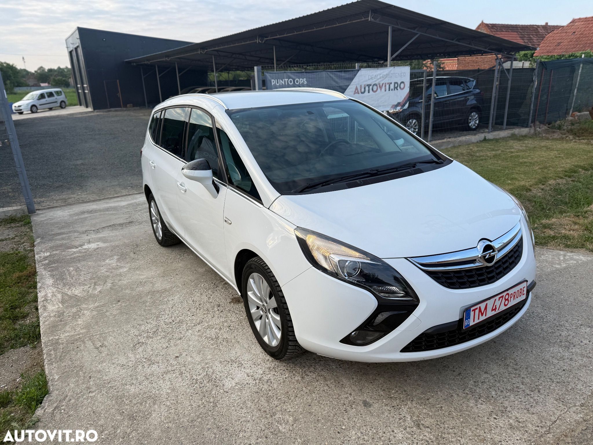 Opel Zafira Tourer 1.4 Turbo drive - 1
