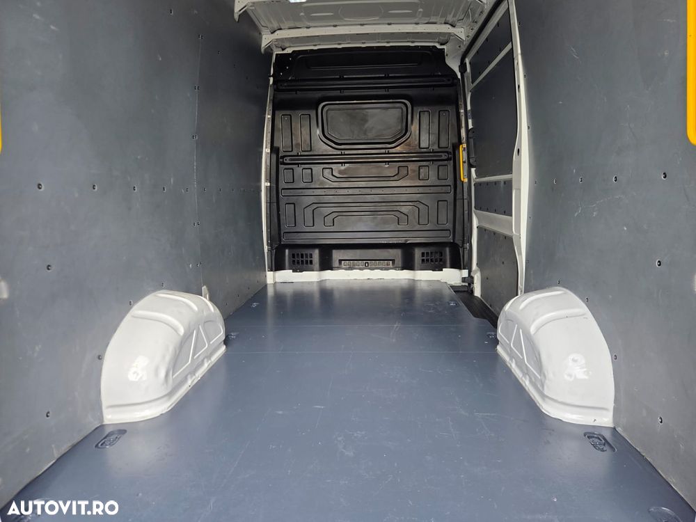 Volkswagen New Crafter L3H2 - 11