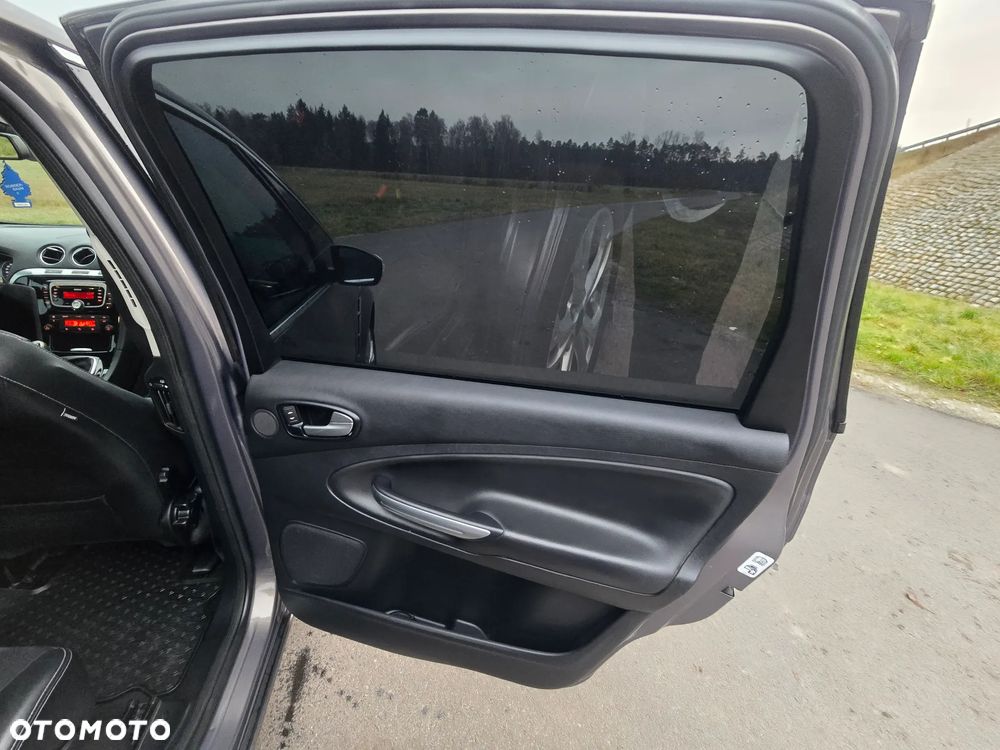 Ford S-Max 2.0 TDCi Titanium - 24