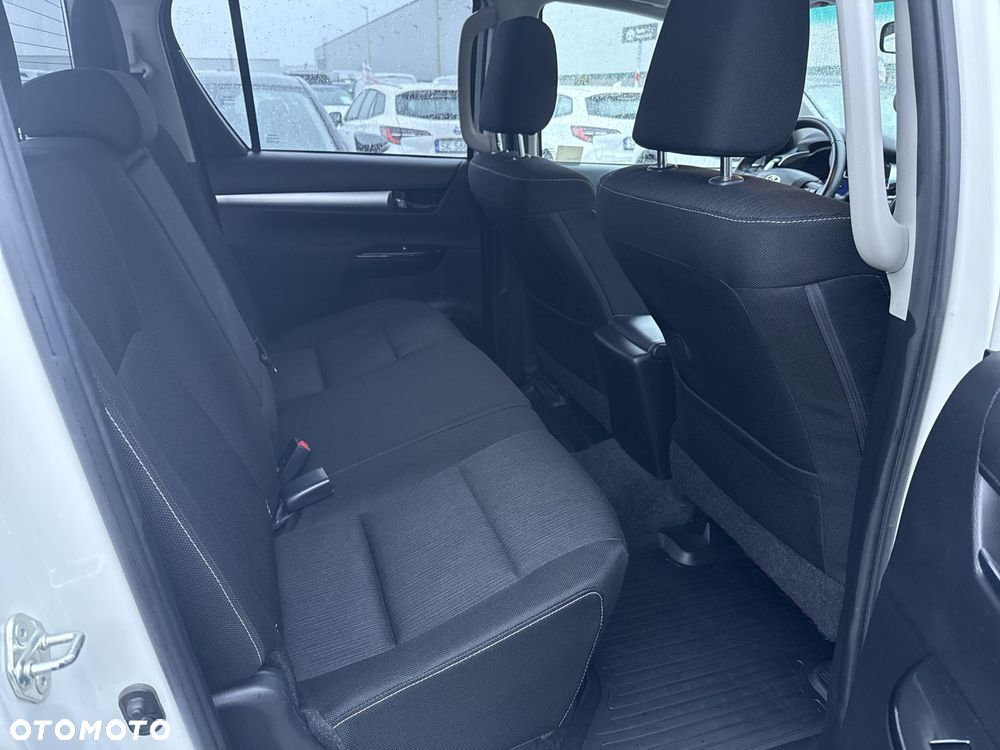 Toyota Hilux 2.4 D-4D Double Cab SR5 4x4 - 10