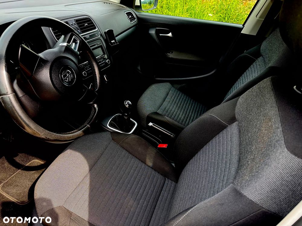 Volkswagen Polo 1.6 TDI DPF Comfortline - 6
